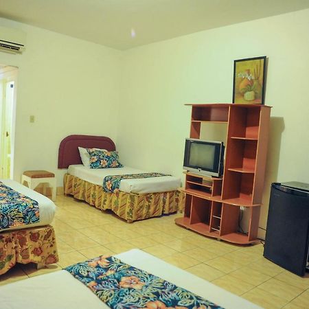 Glorianna Hotel Montego Bay Zewnętrze zdjęcie