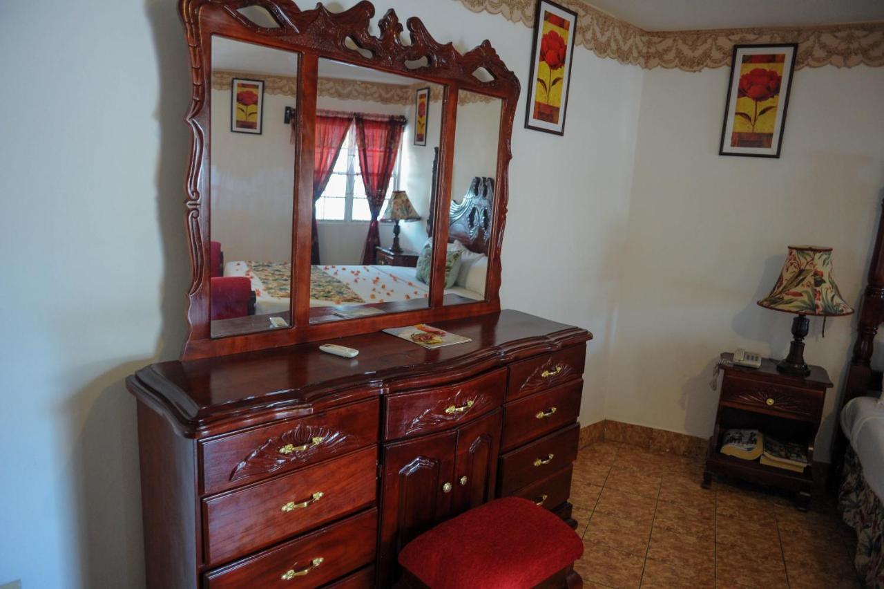 Glorianna Hotel Montego Bay Zewnętrze zdjęcie